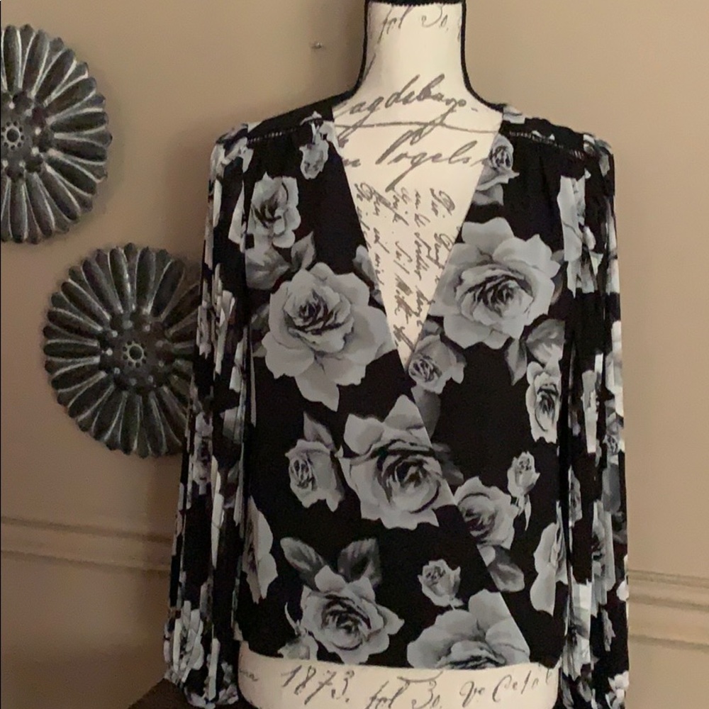 White House Black Market Blouse